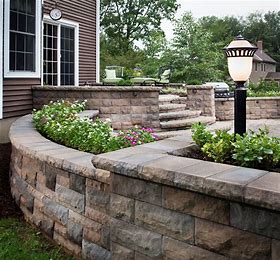 Retaining Walls Logo